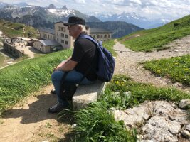 b41757d2-6d4f-4ae5-9dba-03ab2460b7d5